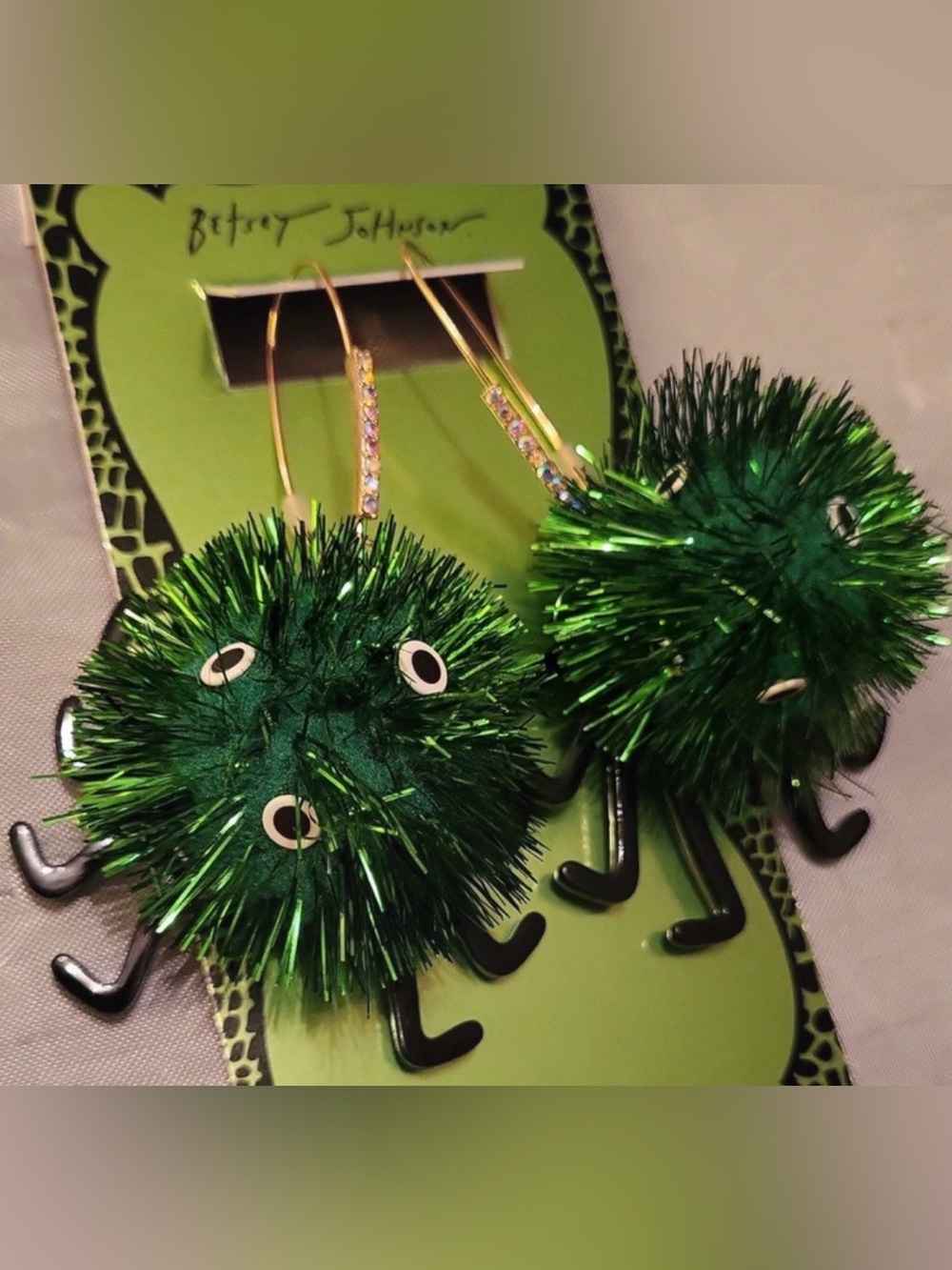 BETSEY JOHNSON Halloween Green Fuzzy Pom Pom Spider Monster Earrings NEW NWT